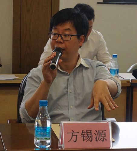 澳门中山侨界青年联谊会方锡源会长发言。
