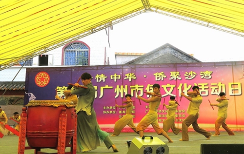 广东省歌舞剧院开场舞蹈《赛龙夺锦》