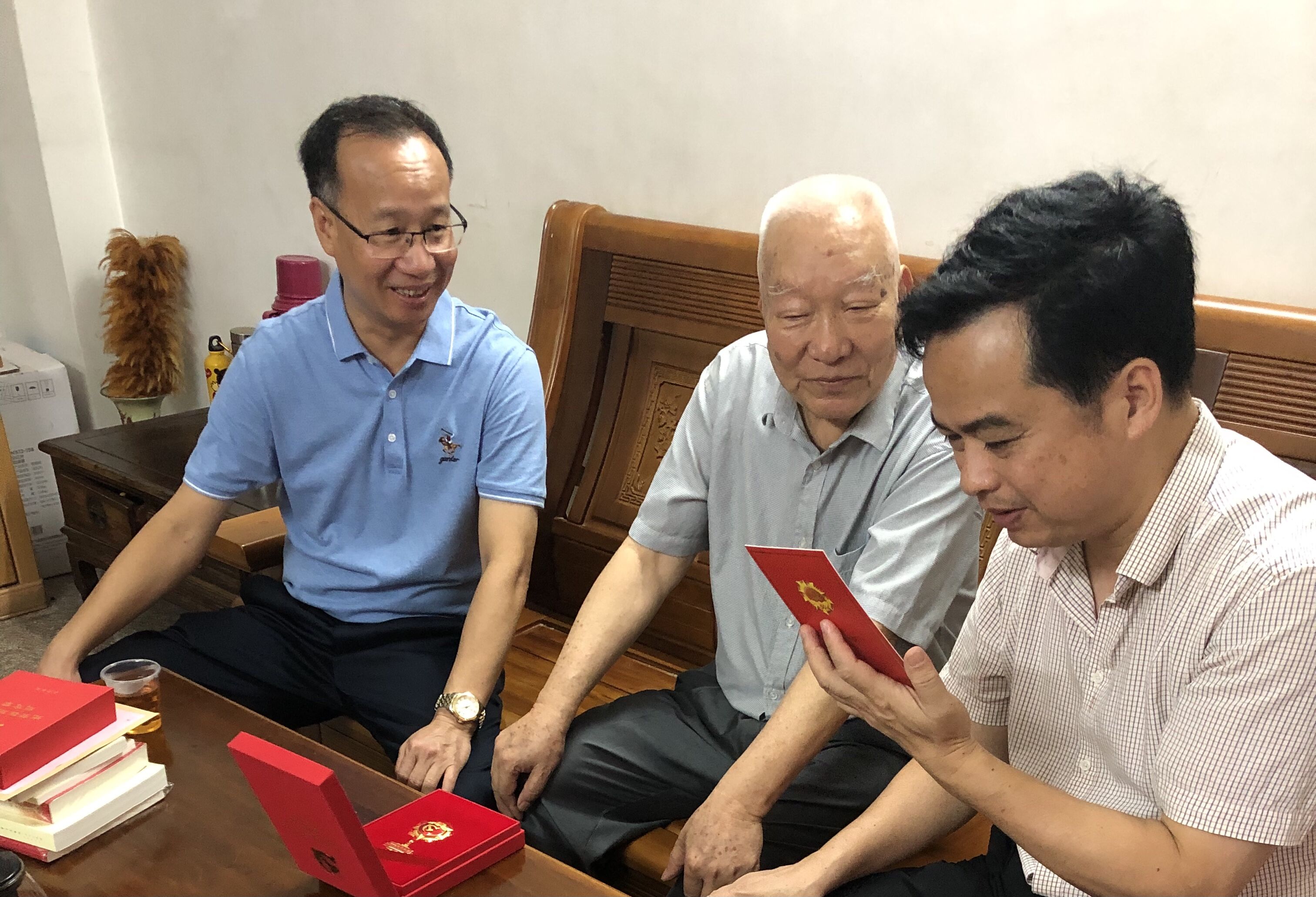 QQ图片1.jpg