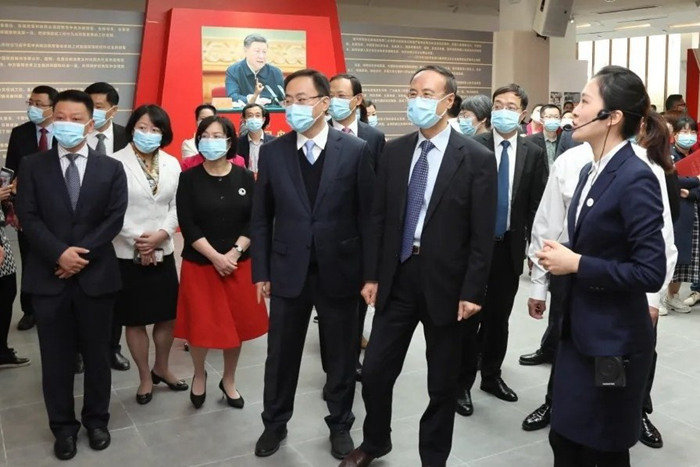 官网e05.jpg