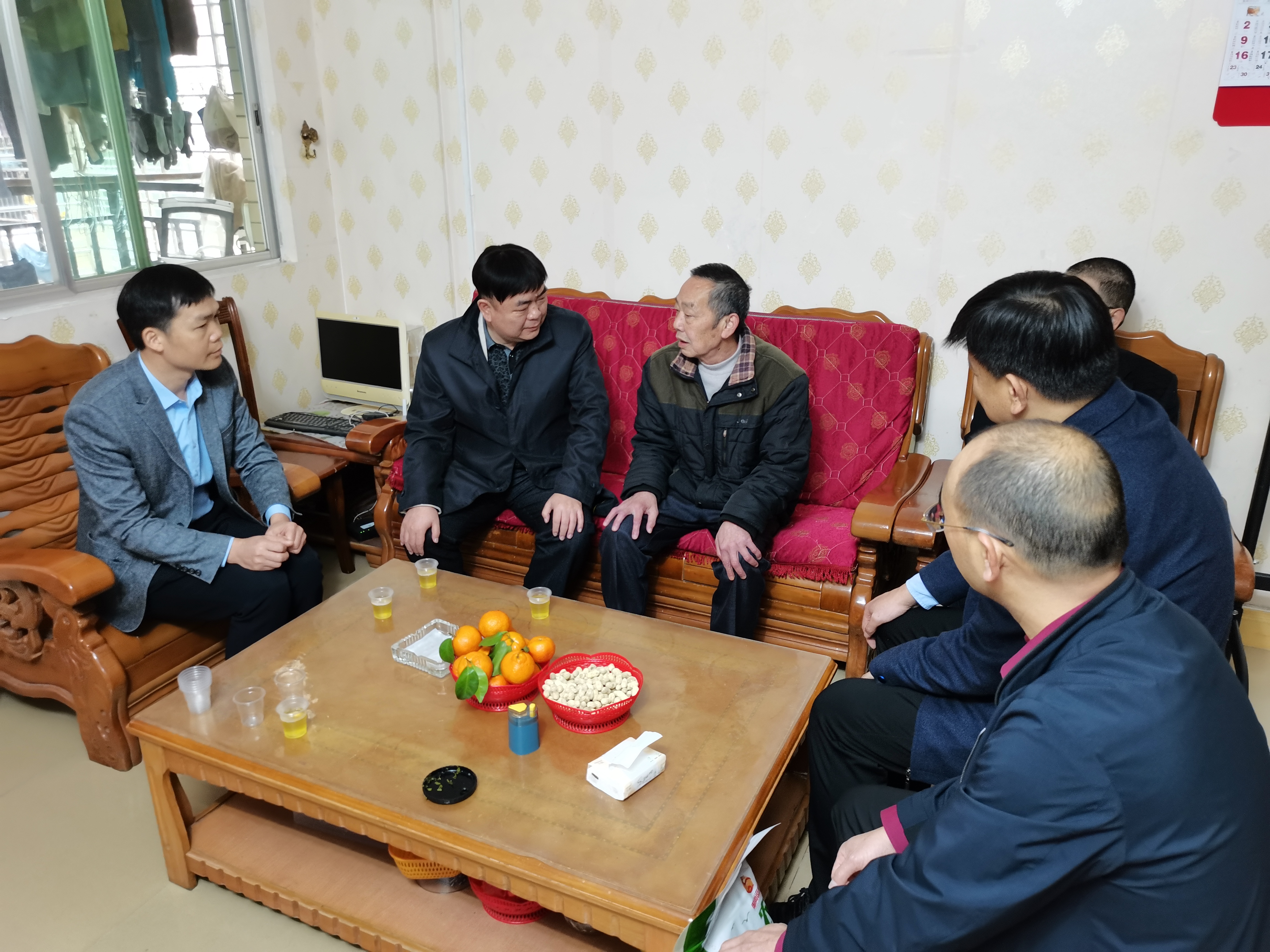 连平慰问3.jpg