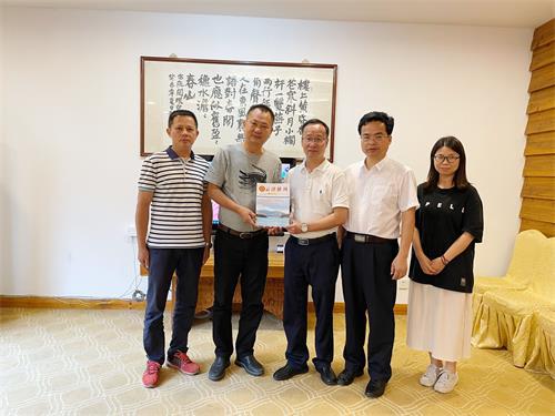 云浮市侨联热情接待海南司可嘉橡胶制品有限责任公司客人一行.jpg