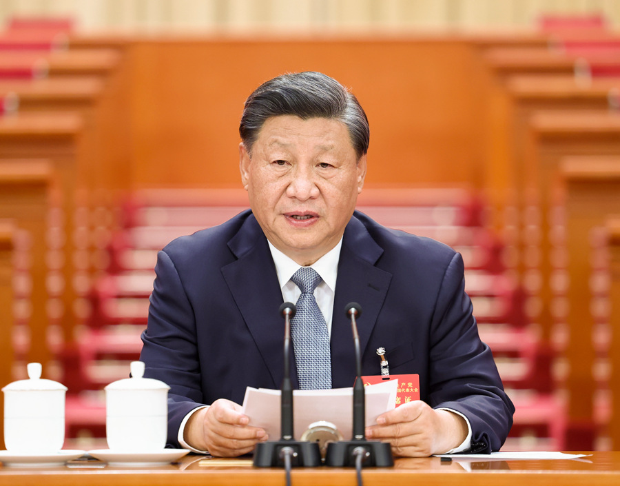 　　10月15日，中国共产党第二十次全国代表大会在北京人民大会堂举行预备会议。习近平同志主持会议。新华社记者 鞠鹏 摄