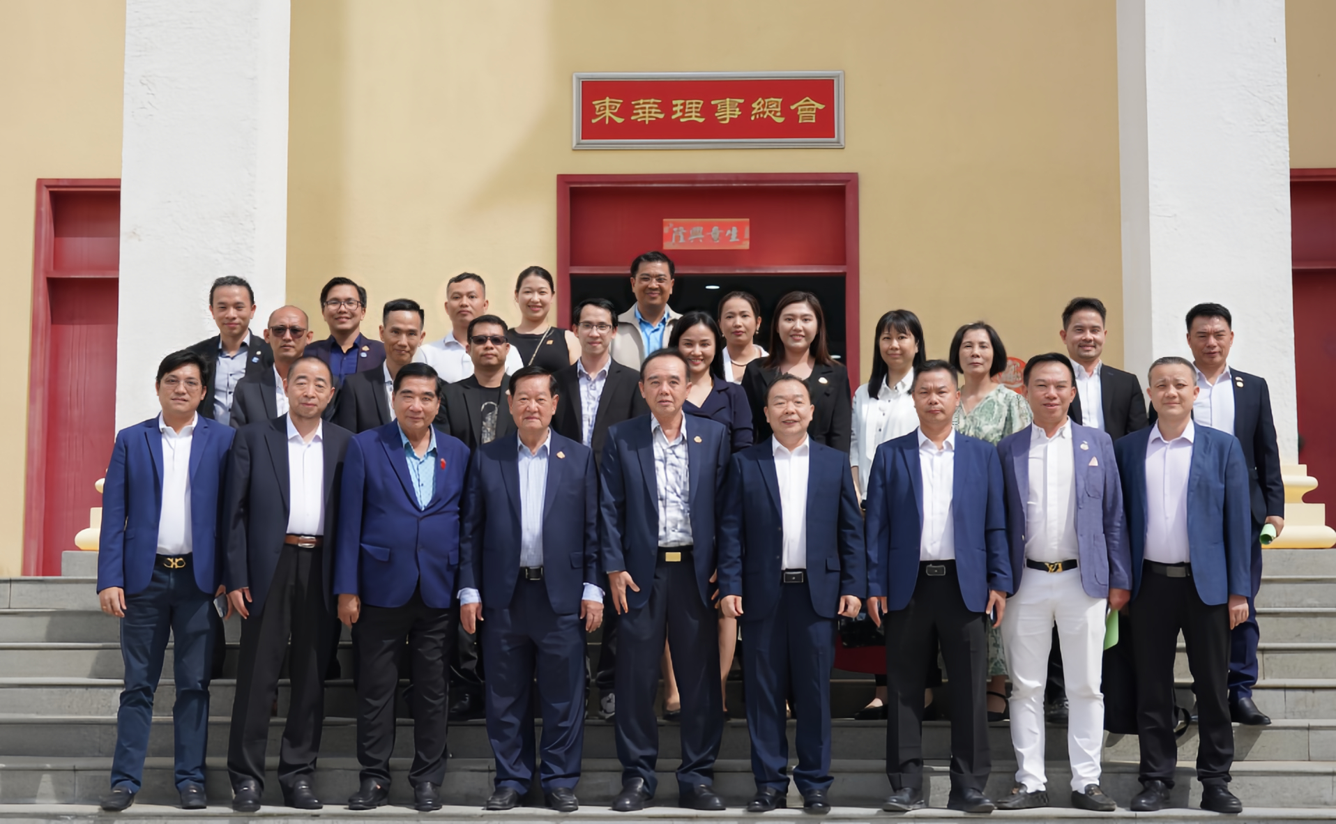 拜访柬华理事总会.jpg